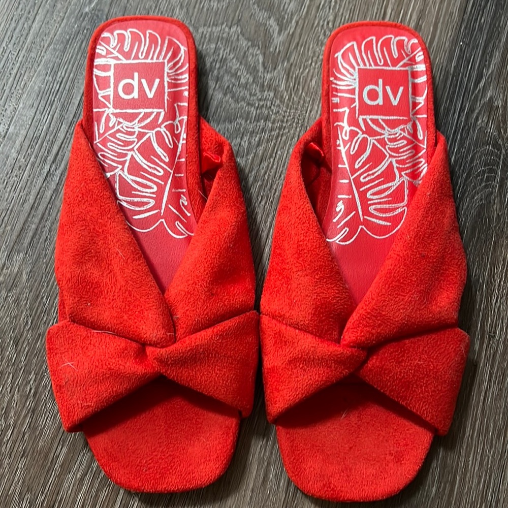 Coral Flat Sandal